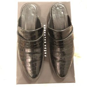 Keen Mule, embossed CROC